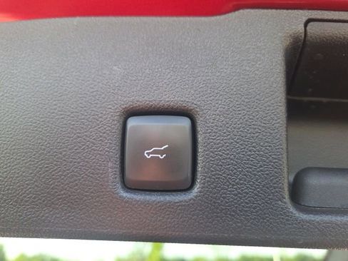 Used 2022 Ford Escape SE w/ Convenience Package FWD image 14