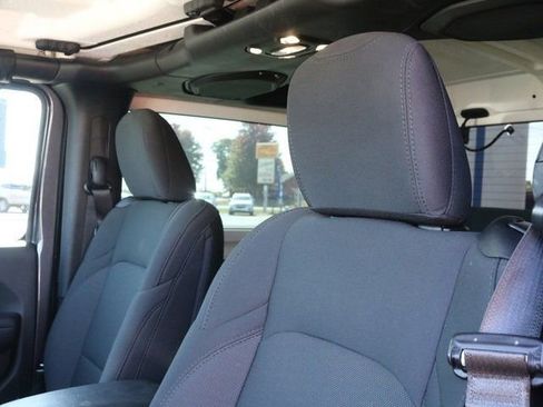 Used 2020 Jeep Wrangler Sport image 14