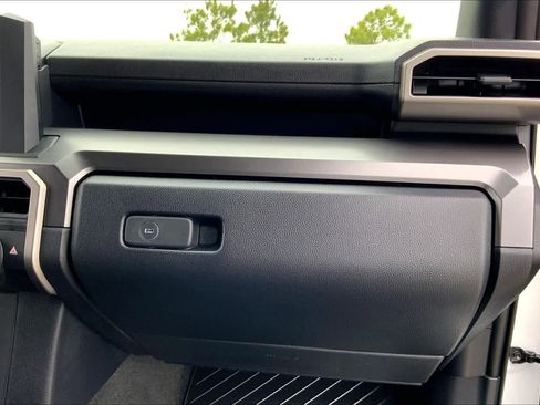 Certified 2025 Toyota 4Runner SR5 image 18