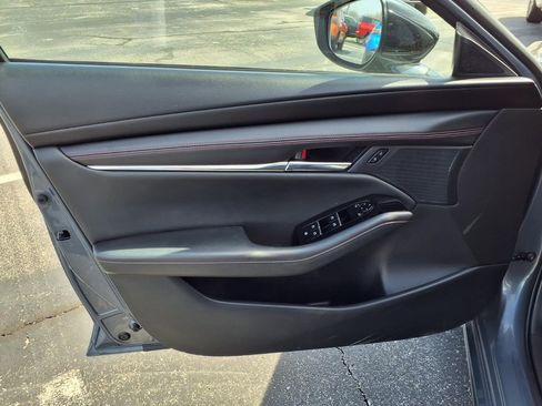 Used 2025 MAZDA MAZDA3 s image 22