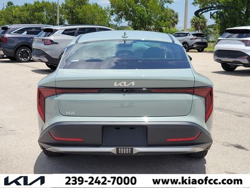 New 2026 Kia K4 FWD image 5
