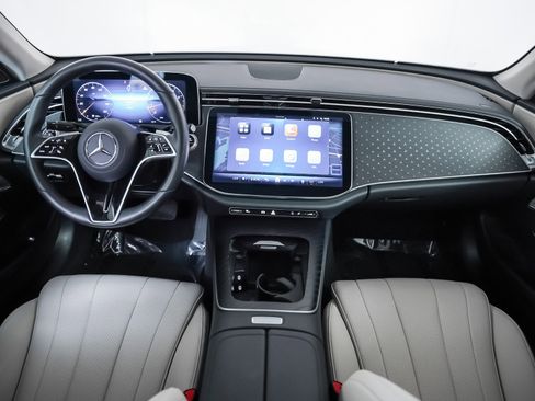 Certified 2024 Mercedes-Benz E 350 4MATIC Sedan image 10