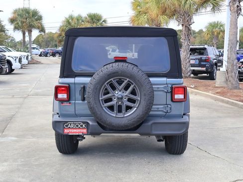 Used 2024 Jeep Wrangler Sport S image 19