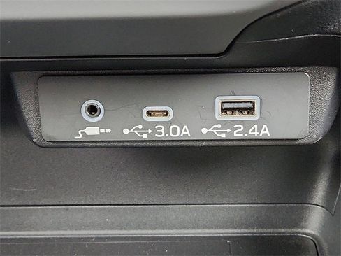 Used 2024 Subaru Crosstrek 2.5i Sport w/ Crosstrek Mirror Package image 22