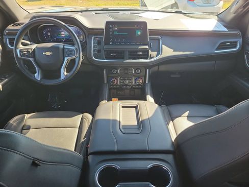 Used 2023 Chevrolet Tahoe Premier AWD/4WD image 15