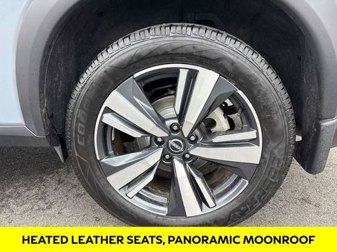 Used 2023 Nissan Rogue SL image 9