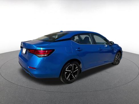 Used 2025 Nissan Sentra SV image 15