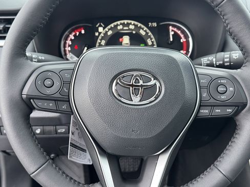 New 2025 Toyota RAV4 XLE image 21