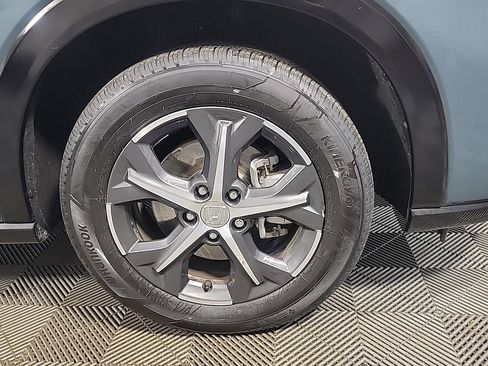 Certified 2025 Honda HR-V EX-L image 3