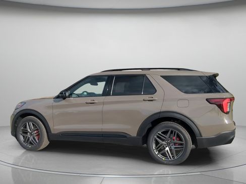 New 2026 Ford Explorer ST image 17