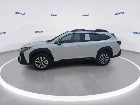 Used 2023 Subaru Outback Premium AWD/4WD image 5