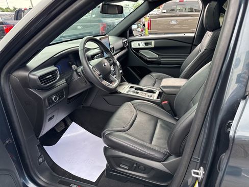 Used 2023 Ford Explorer ST w/ Equipment Group 401A AWD/4WD image 43