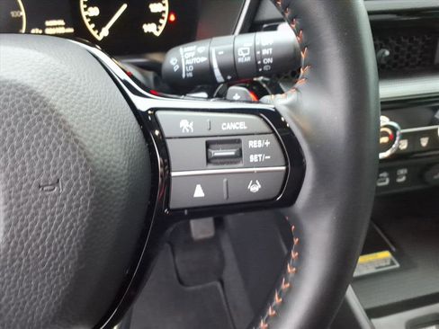 Used 2025 Honda CR-V Sport Touring image 31