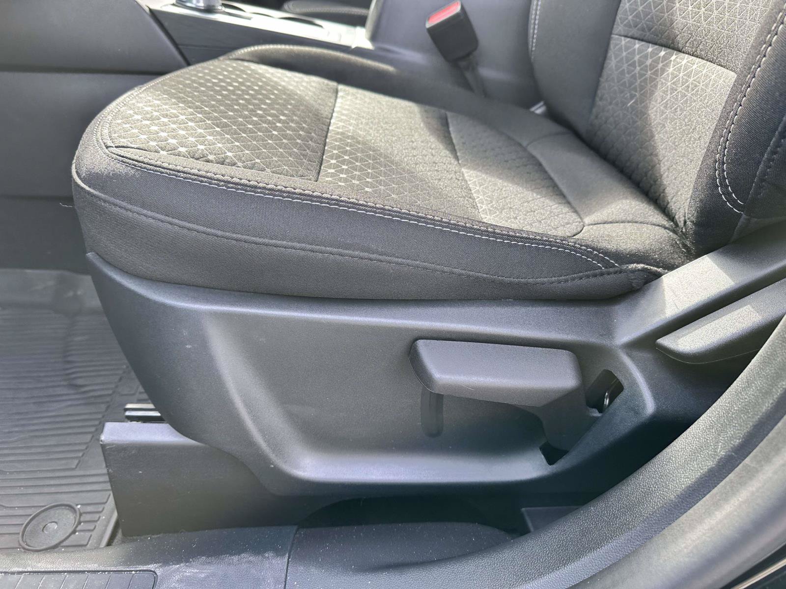 Used 2025 Ford Escape Active w/ Cold Weather Package FWD image 11