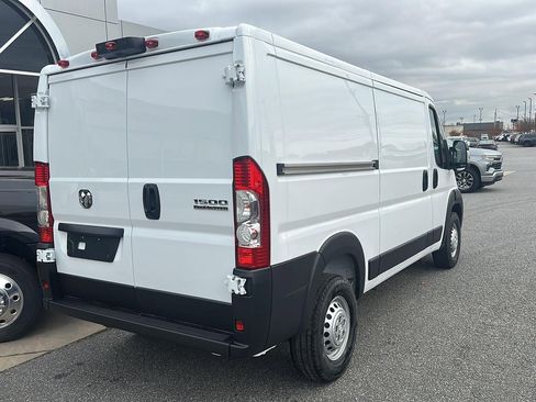 New 2026 RAM ProMaster 1500 w/ Convenience Group FWD image 8