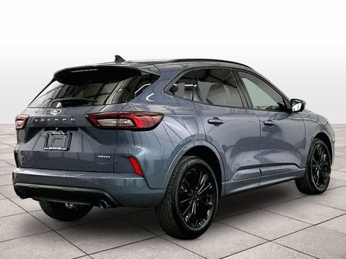 Certified 2023 Ford Escape ST-Line Elite AWD/4WD image 11