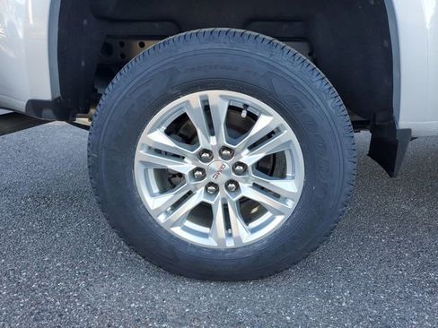 Used 2019 GMC Canyon SLE w/ SLE Convenience Package image 5