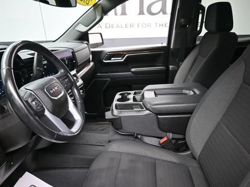 Used 2022 GMC Sierra 1500 SLE AWD/4WD image 16
