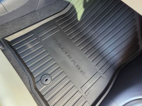 New 2026 Hyundai Palisade Calligraphy FWD image 13