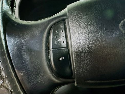 Used 2005 Ford F250 Lariat image 30