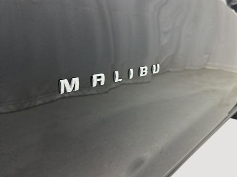 Used 2020 Chevrolet Malibu LT image 30