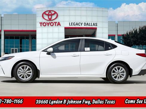 Used 2026 Toyota Camry LE w/ Convenience Package FWD image 6