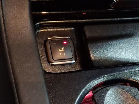 Used 2019 Mercedes-Benz GLE 63 AMG 4MATIC image 21