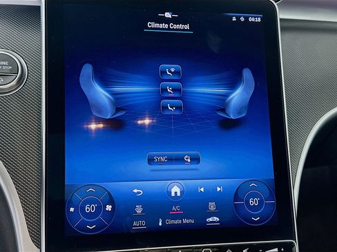 Used 2024 Mercedes-Benz C 300 Sedan image 23