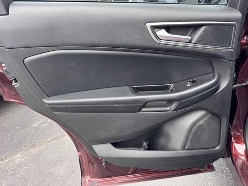 Used 2015 Ford Edge SEL w/ Equipment Group 201A image 29