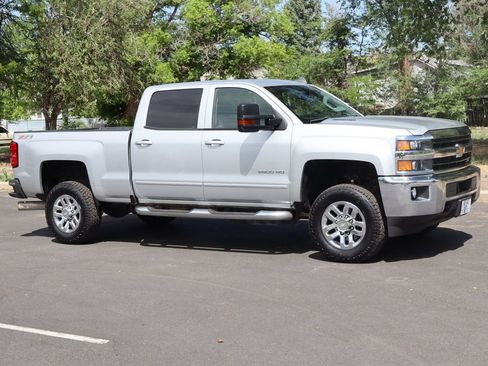 Used 2016 Chevrolet Silverado 2500 LT w/ LT Plus Package AWD/4WD image 2
