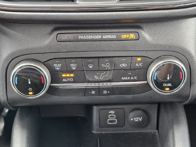 Used 2025 Ford Escape ST-Line AWD/4WD image 24