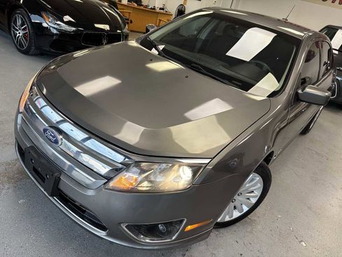 Used 2010 Ford Fusion Hybrid FWD image 8