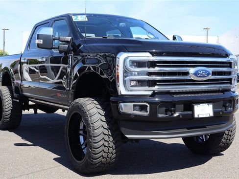 Used 2025 Ford F350 Platinum w/ Platinum Plus Package AWD/4WD image 7