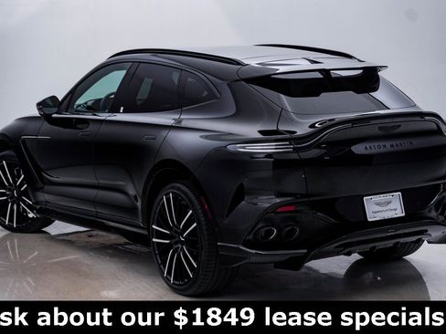 Used 2025 Aston Martin DBX 707 image 10