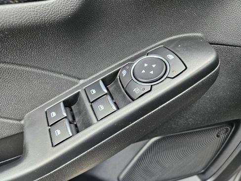 Used 2025 Ford Escape ST-Line image 31