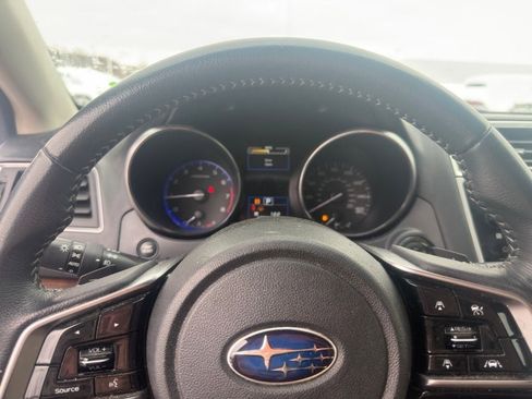 Used 2019 Subaru Outback 3.6R Limited AWD/4WD image 14