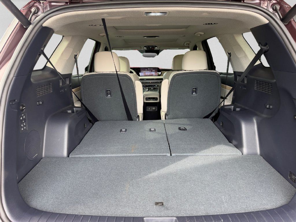 Used 2024 Hyundai Palisade Limited FWD image 28