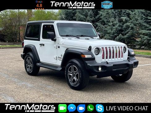 Used 2019 Jeep Wrangler Sport AWD/4WD image 2