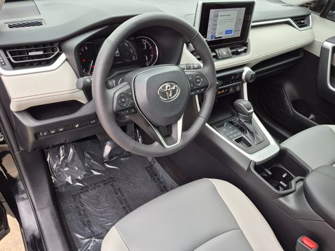 Used 2024 Toyota RAV4 XLE Premium w/ Weather Package AWD/4WD image 10