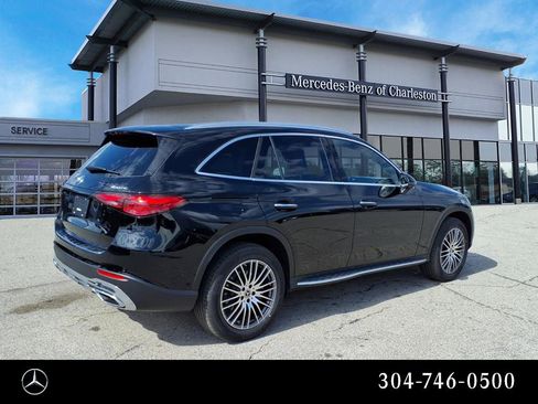 New 2026 Mercedes-Benz GLC 300 4MATIC image 3