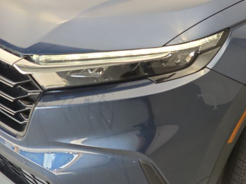 Certified 2024 Honda CR-V LX image 30