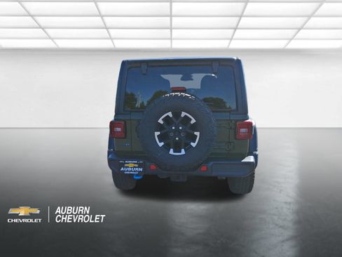 Used 2024 Jeep Wrangler Unlimited Rubicon 4xe AWD/4WD image 5