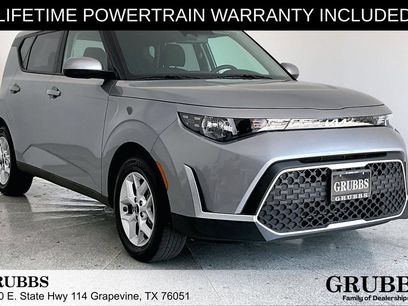 Used 2025 Kia Soul LX w/ LX Technology Package