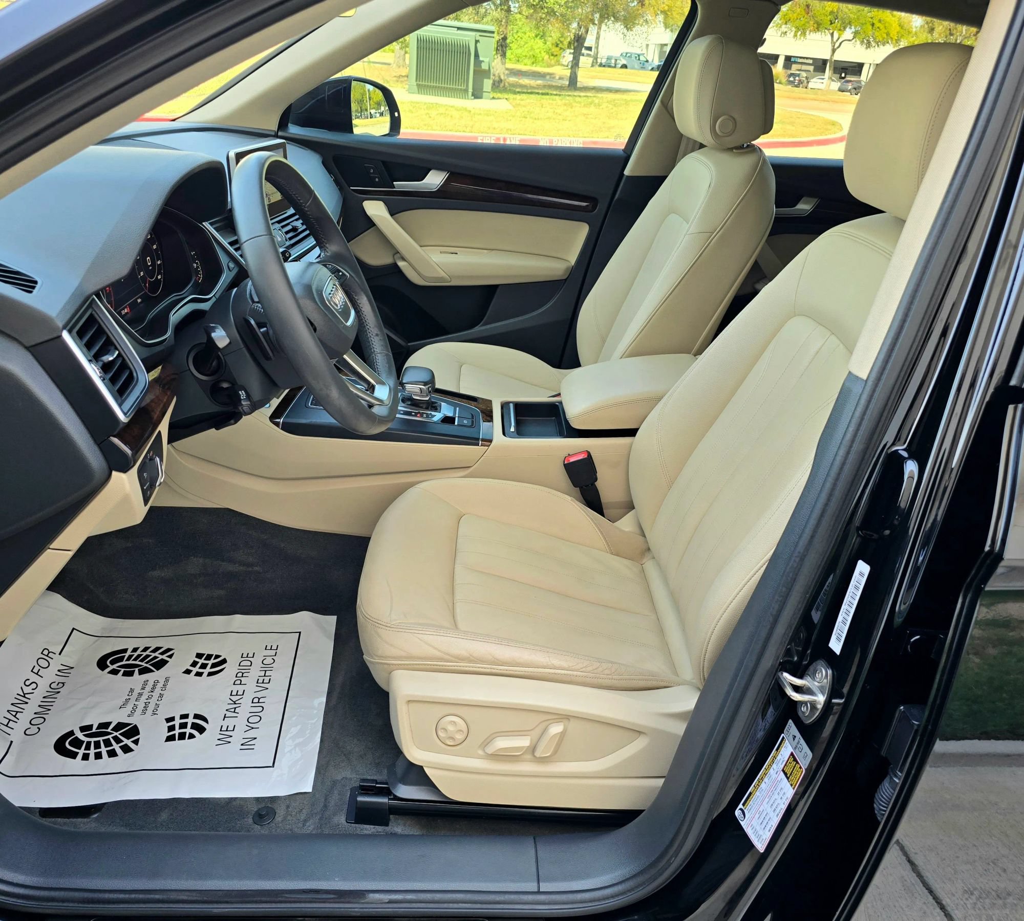 Used 2018 Audi Q5 2.0T Premium Plus w/ Premium Plus Package AWD/4WD image 24