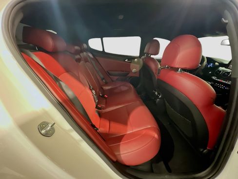 Used 2020 Kia Stinger GT-Line w/ Sun & Sound Package RWD image 21