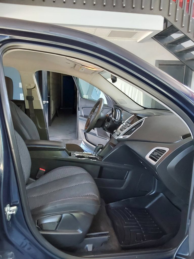Used 2017 GMC Terrain SLE FWD image 15