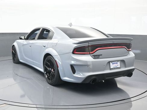 Used 2022 Dodge Charger SRT Hellcat image 4