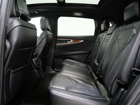 Used 2020 Lincoln Nautilus Reserve w/ Equipment Group 201A image 25