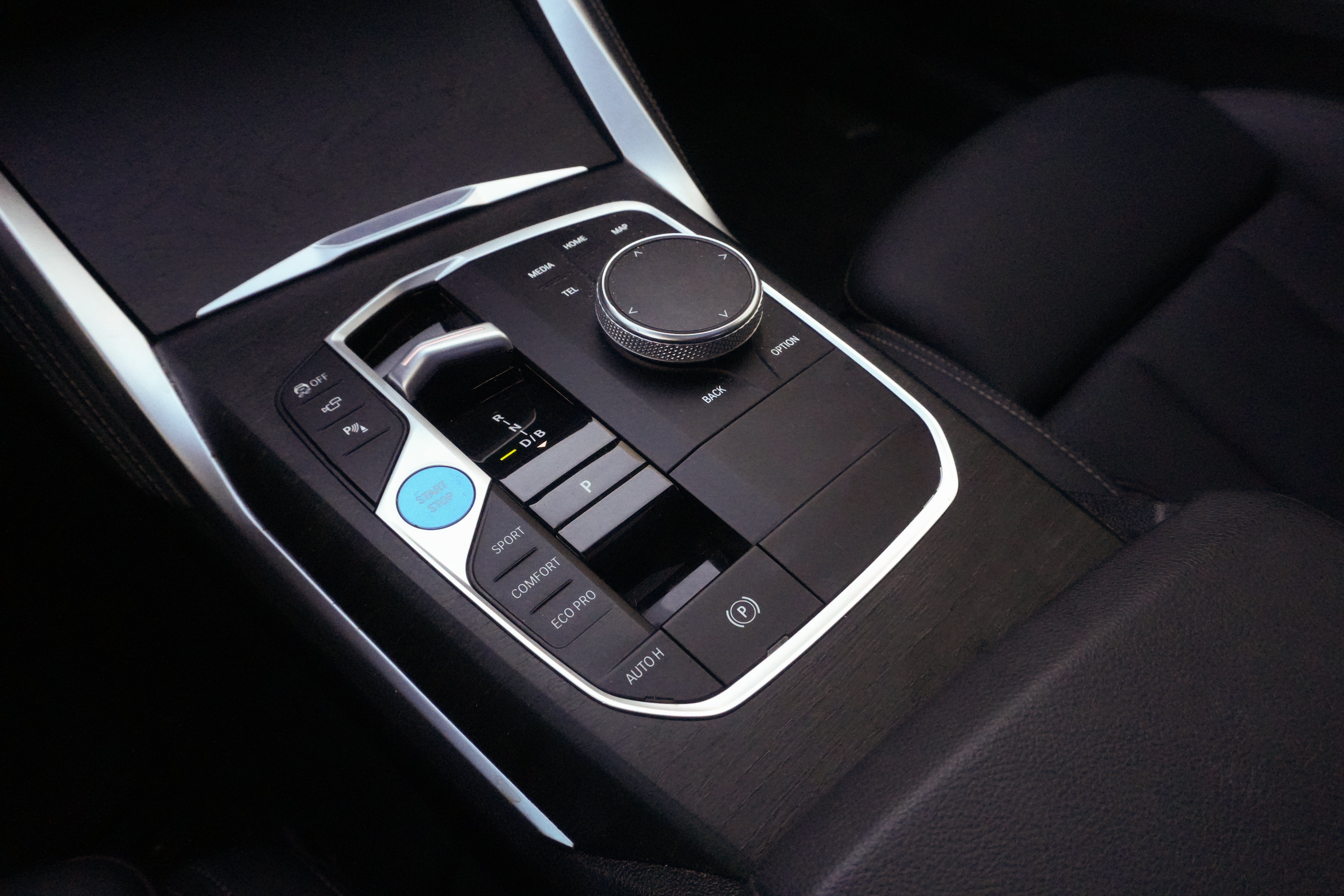 Certified 2024 BMW i4 eDrive35 w/ M Sport Package RWD image 26