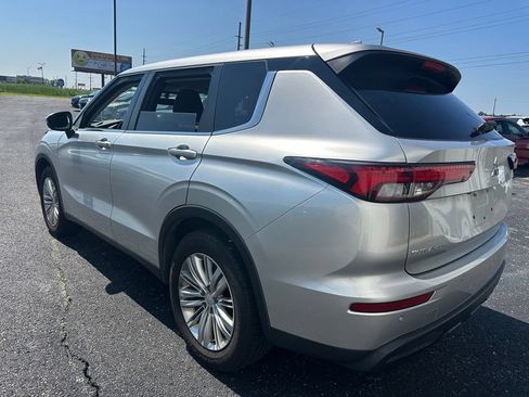 Used 2022 Mitsubishi Outlander ES AWD/4WD image 6